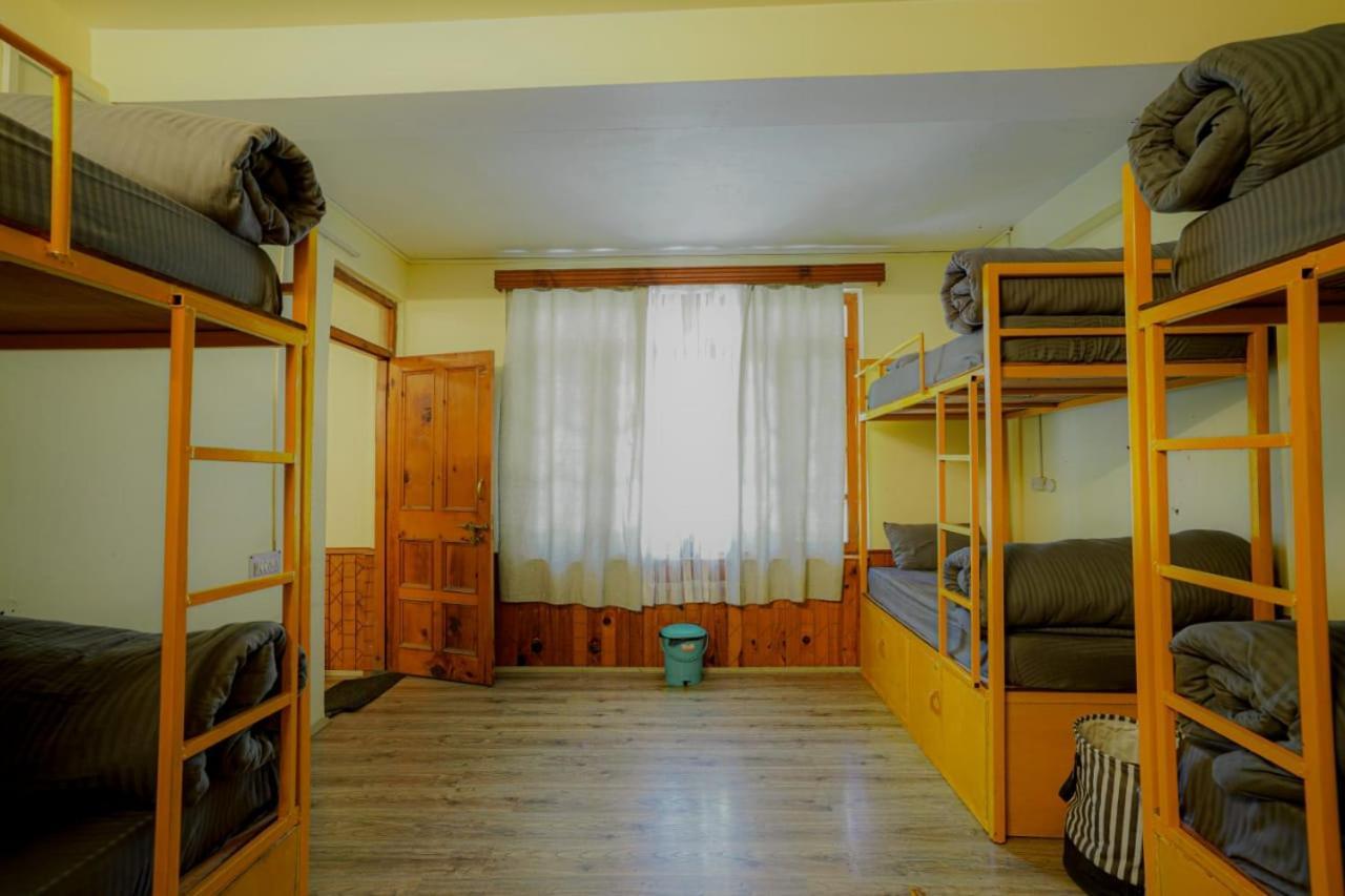 Mars Monkey Hostel & Cafe Manāli Zewnętrze zdjęcie