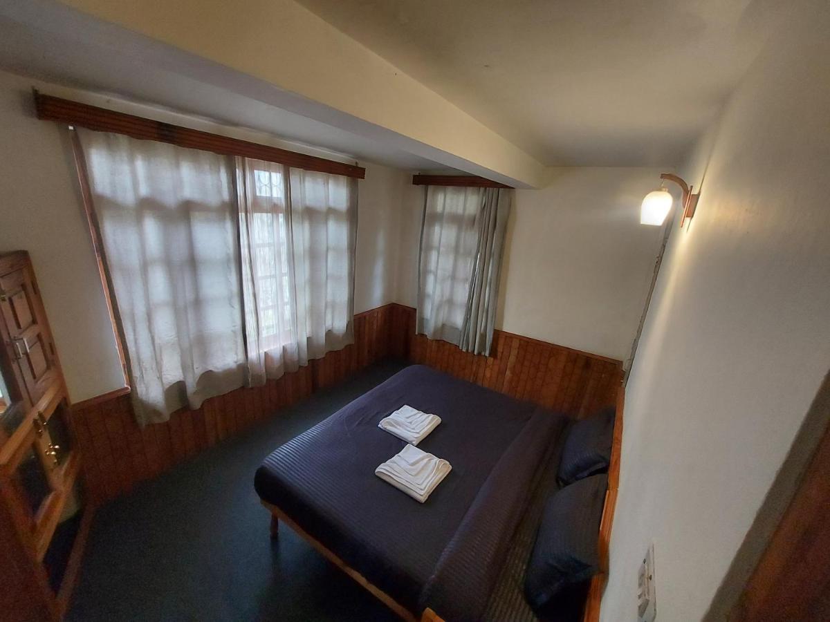 Mars Monkey Hostel & Cafe Manāli Zewnętrze zdjęcie