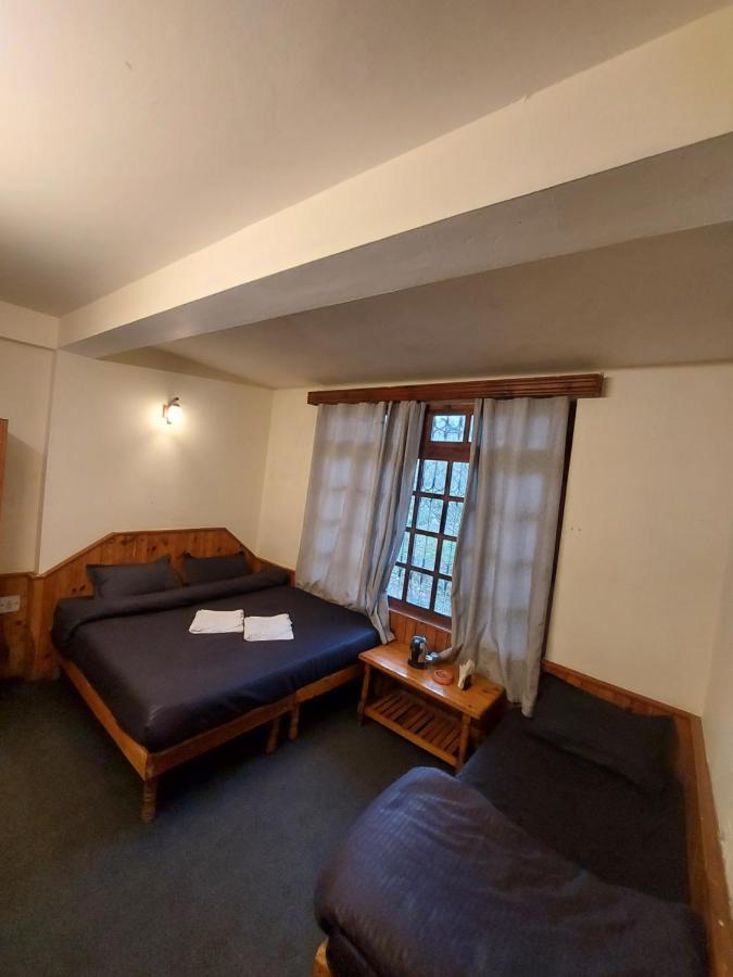 Mars Monkey Hostel & Cafe Manāli Zewnętrze zdjęcie
