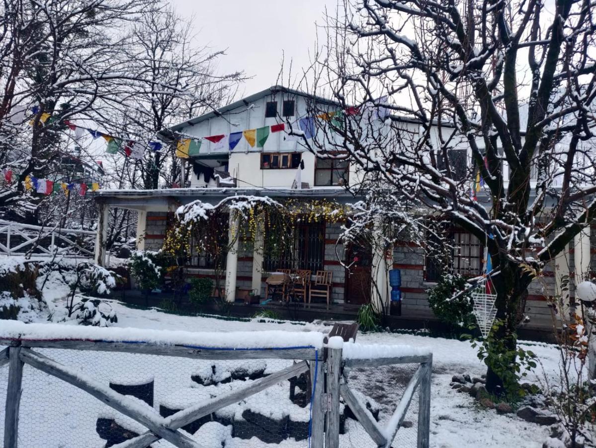 Mars Monkey Hostel & Cafe Manāli Zewnętrze zdjęcie